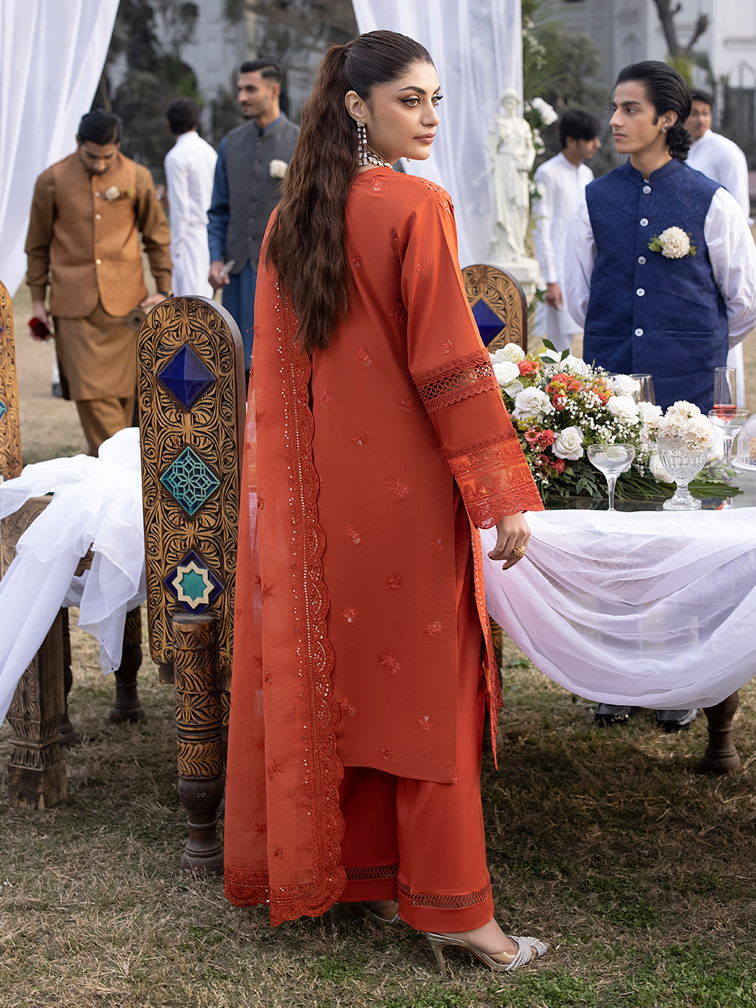 Mahnur | Mahrukh Luxury Lawn 24 | IRIS - Saira Saqlain