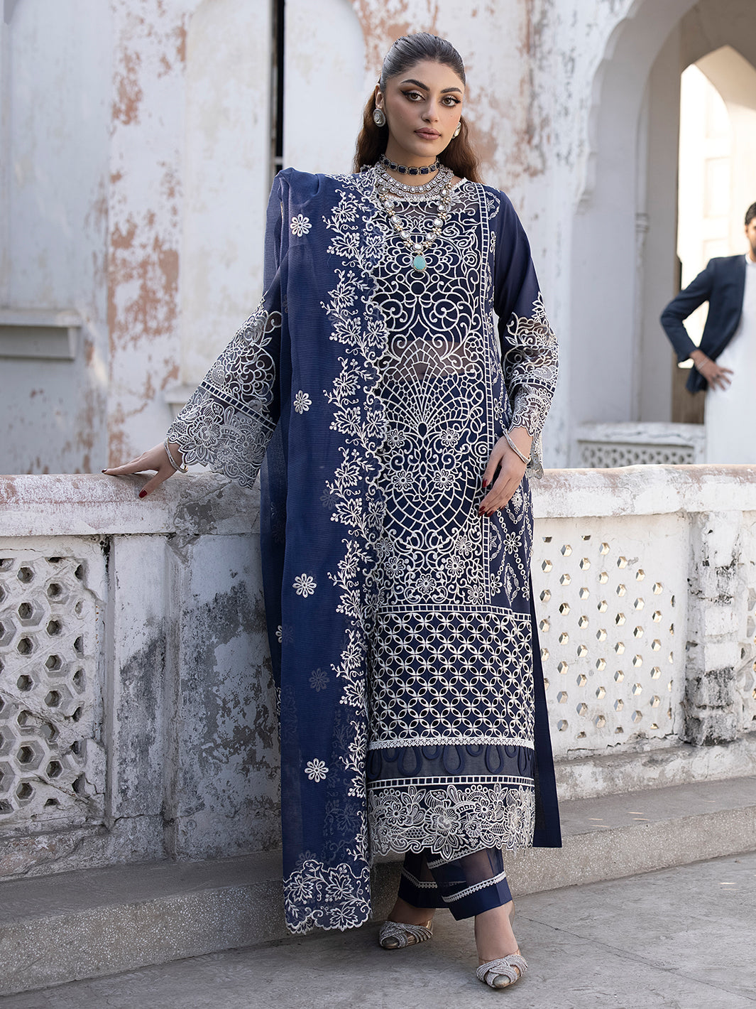 Mahnur | Mahrukh Luxury Lawn 24 | DUSK - Saira Saqlain