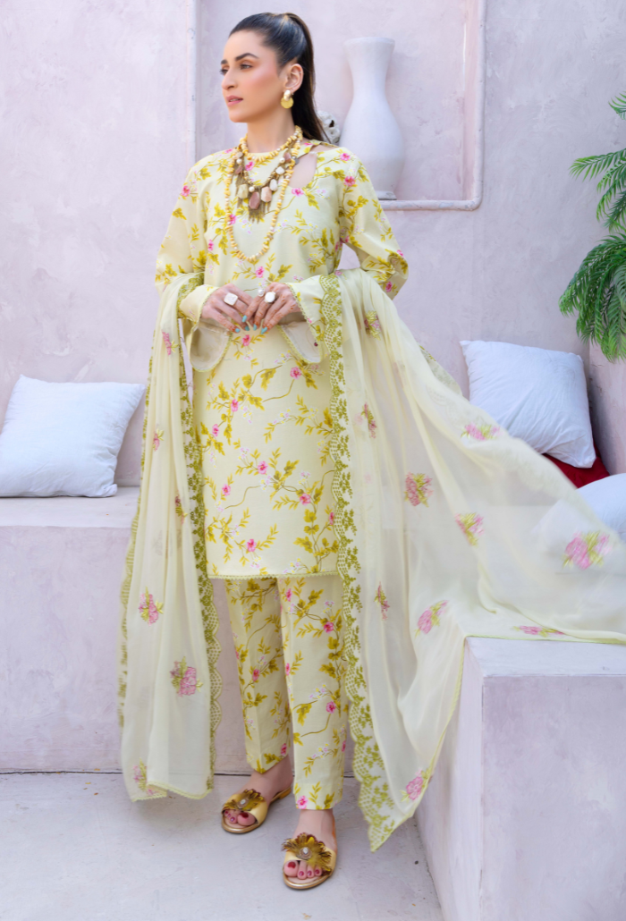 Humdum | Gardenia Lawn 24 | PLG 3 - D07 - Saira Saqlain