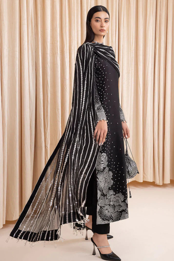 Jazmin | Formals Collection | UR-7001 - Saira Saqlain