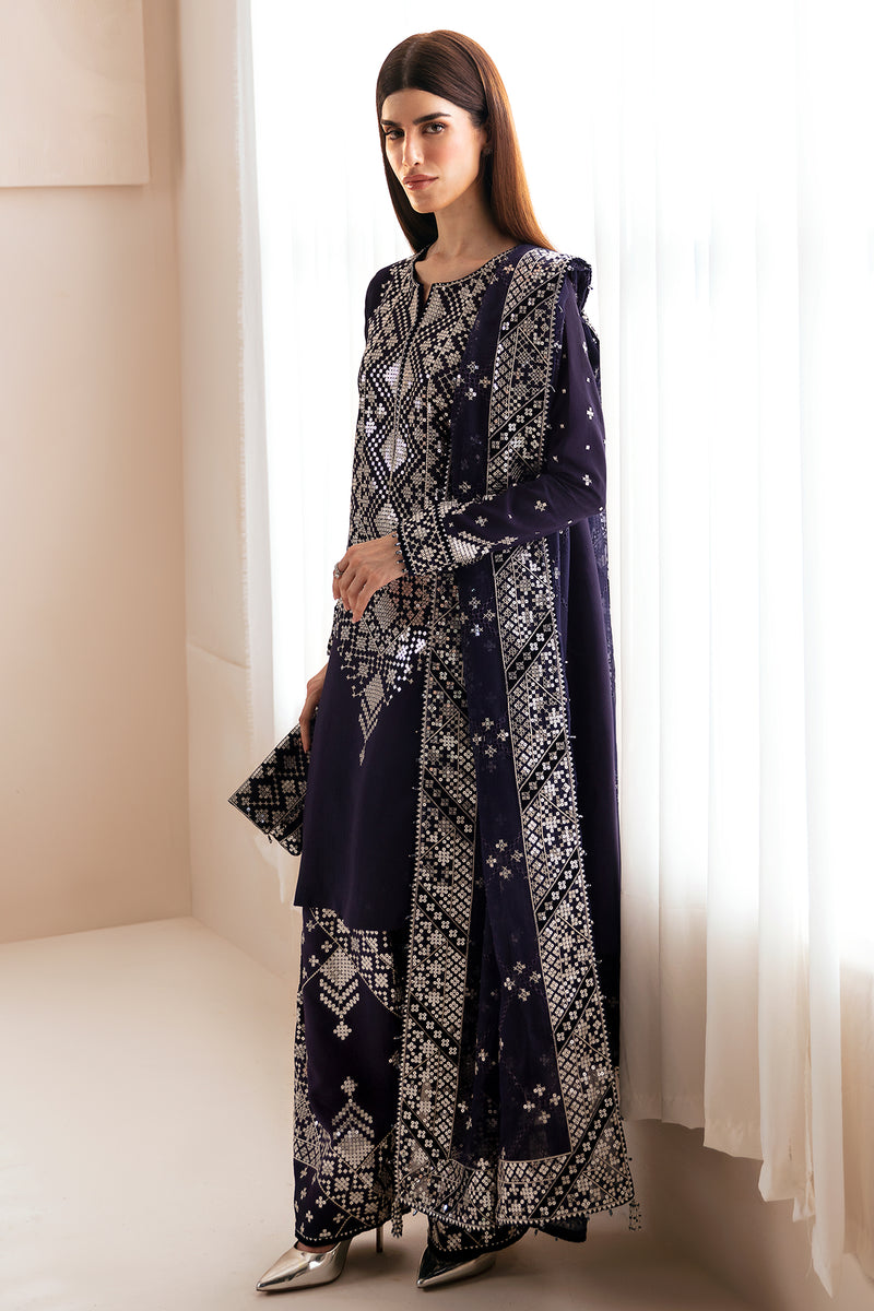 Jazmin | Formals Collection | Raw Silk UR-7030 - Saira Saqlain