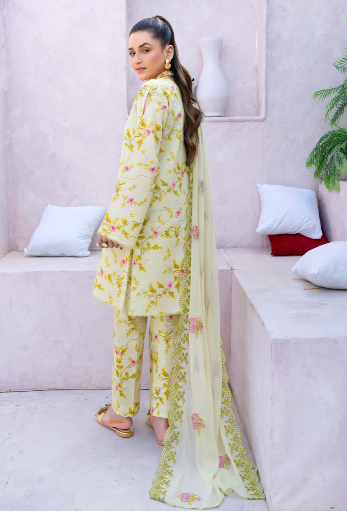 Humdum | Gardenia Lawn 24 | PLG 3 - D07 - Saira Saqlain