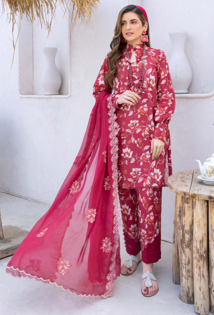 Humdum | Gardenia Lawn 24 | PLG 3 - D01 - Saira Saqlain