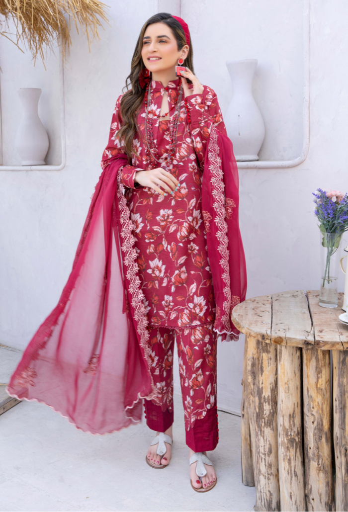 Humdum | Gardenia Lawn 24 | PLG 3 - D01 - Saira Saqlain