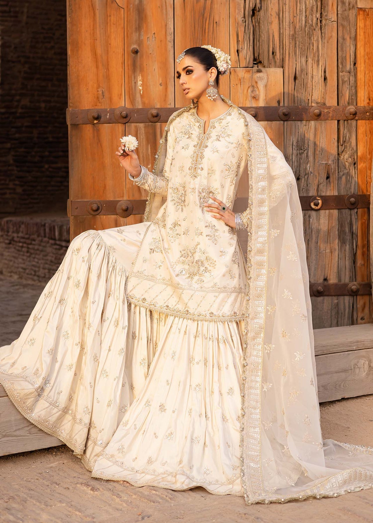 Akbar Aslam | Dastaan Luxury Formals | Roshaneh -   Ladies Clothes -  Saira Saqlain