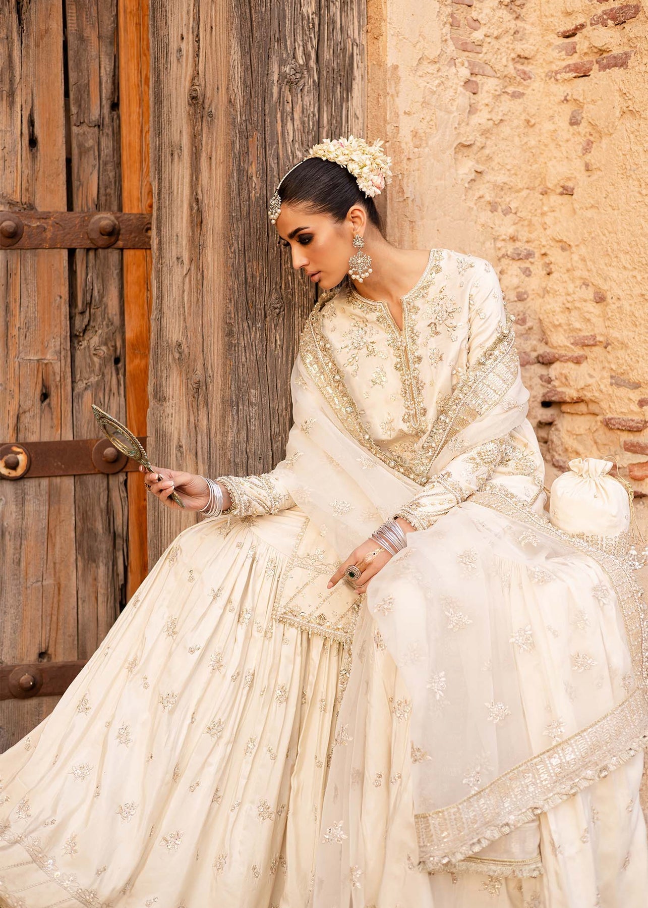 Akbar Aslam | Dastaan Luxury Formals | Roshaneh -   Ladies Clothes -  Saira Saqlain