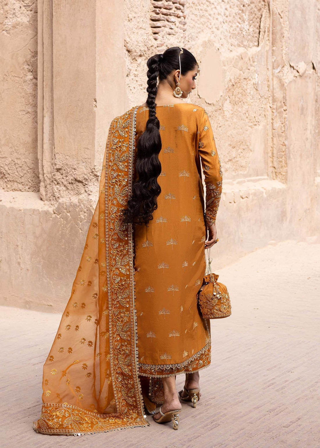 Akbar Aslam | Dastaan Luxury Formals | Zarmisha -   Ladies Clothes -  Saira Saqlain