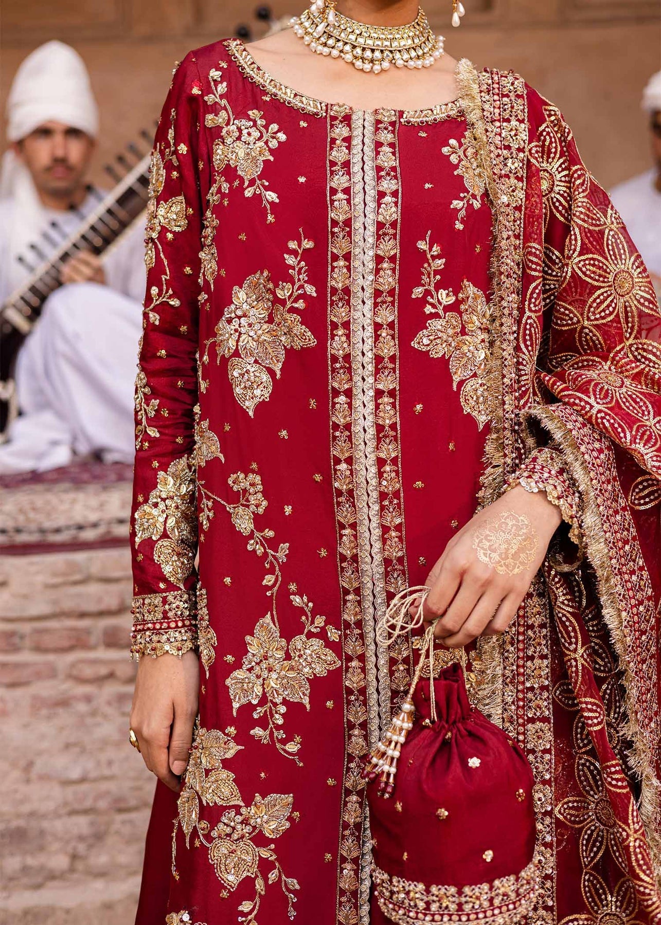 Akbar Aslam | Dastaan Luxury Formals | Arusa -   Ladies Clothes -  Saira Saqlain
