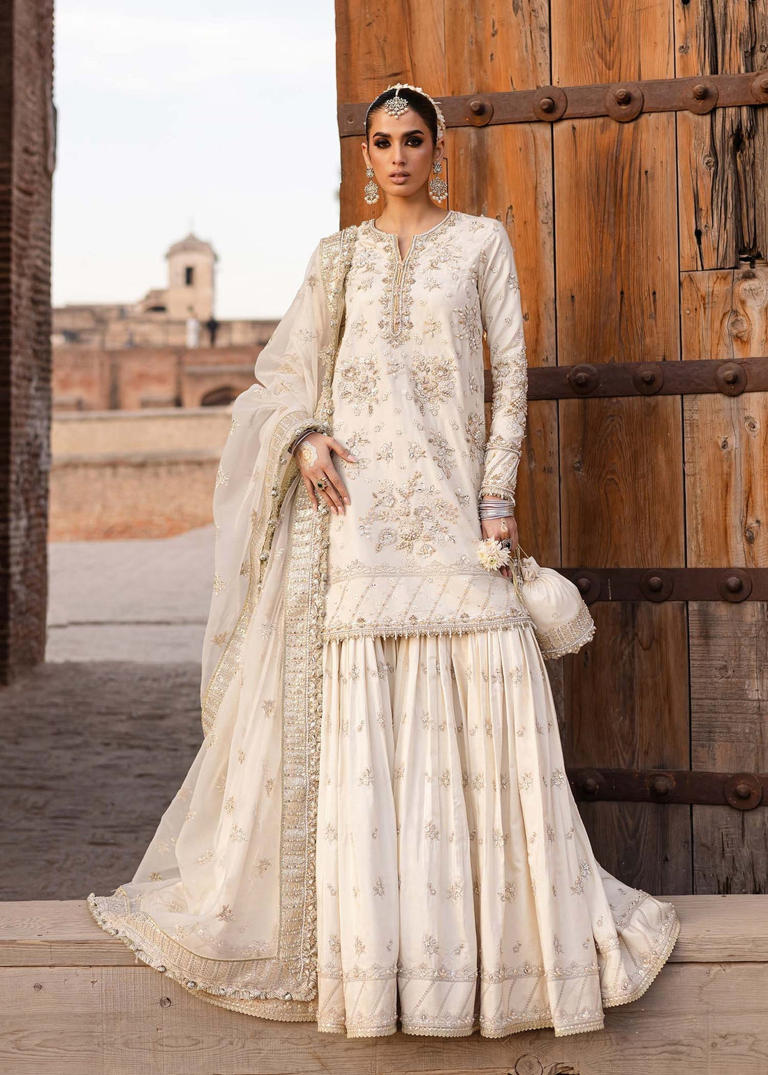 Akbar Aslam | Dastaan Luxury Formals | Roshaneh -   Ladies Clothes -  Saira Saqlain