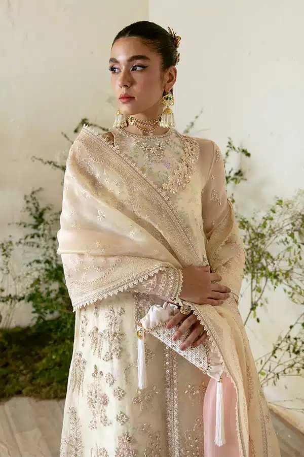 Suffuse | Freeshia Formals 23 | Jahan - Saira Saqlain