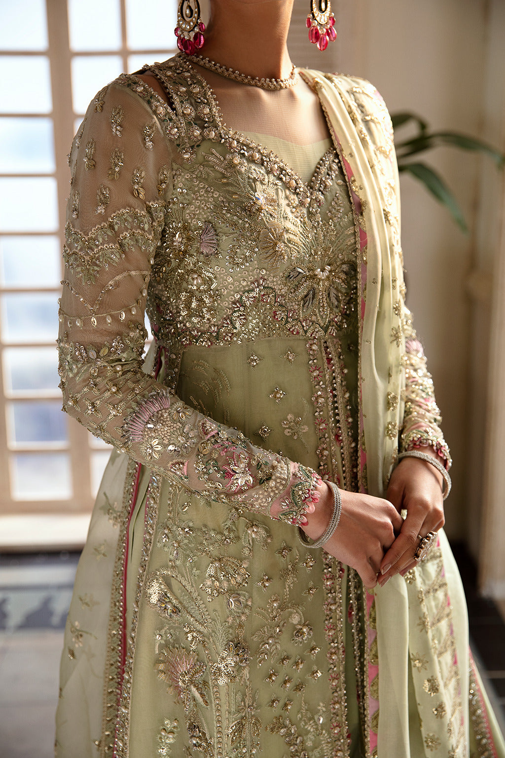 Soraya | Lumene Festive | SIBEL - Saira Saqlain