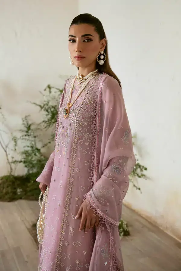 Suffuse | Freeshia Formals 23 | Raha - Saira Saqlain