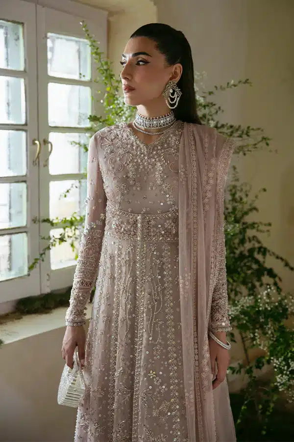 Suffuse | Freeshia Formals 23 | Laela - Saira Saqlain