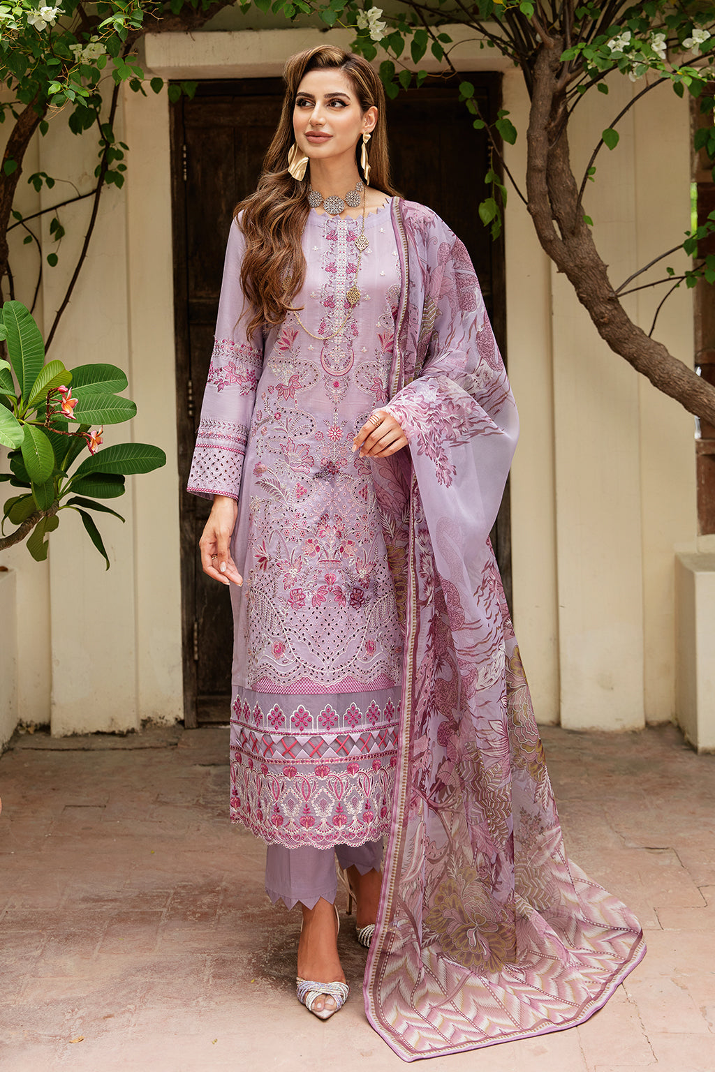Ramsha | Luxury Lawn 24 | Y-804 - Saira Saqlain