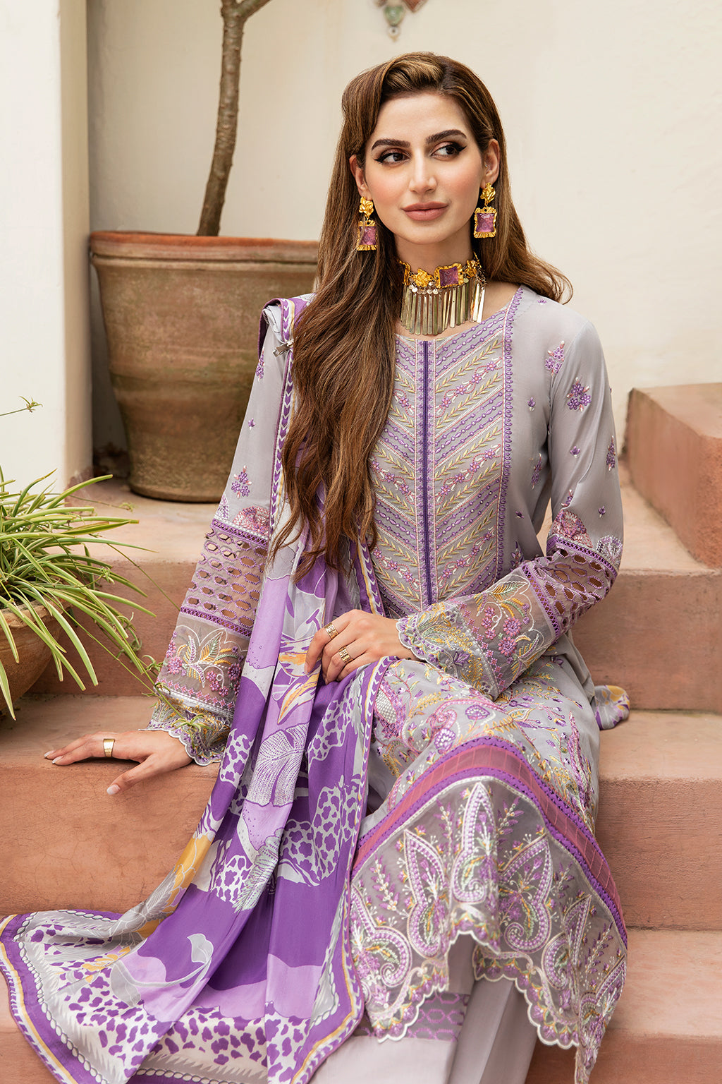 Ramsha | Luxury Lawn 24 | Y-809 - Saira Saqlain