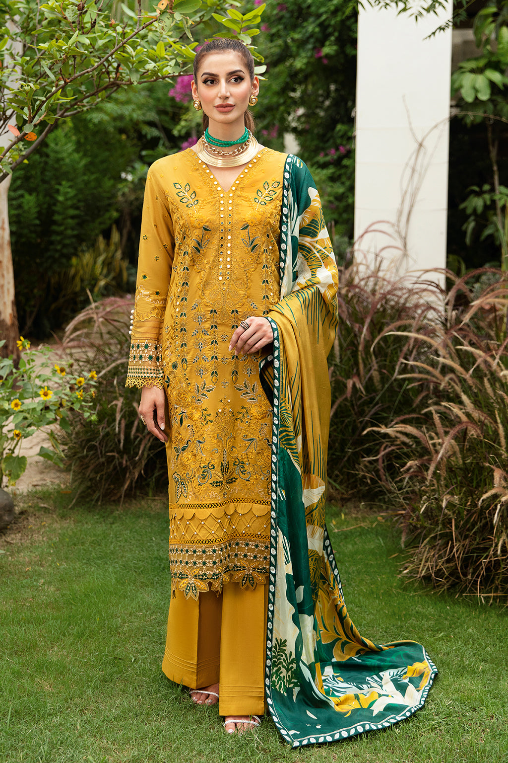 Ramsha | Luxury Lawn 24 | Y-805 - Saira Saqlain
