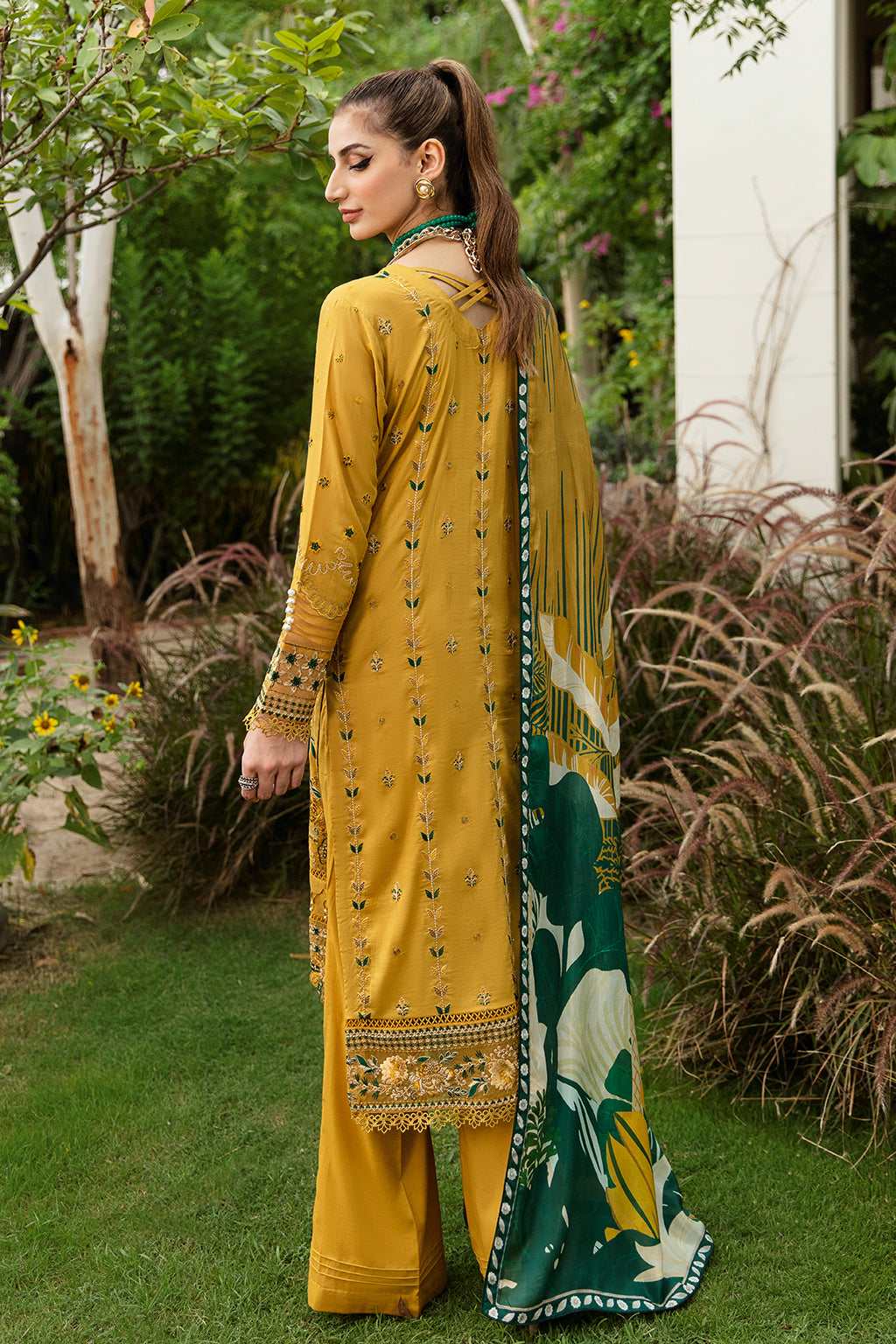 Ramsha | Luxury Lawn 24 | Y-805 - Saira Saqlain