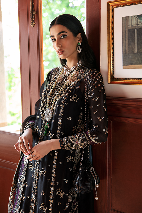 Soraya | Lumene Festive | NOIR - Saira Saqlain