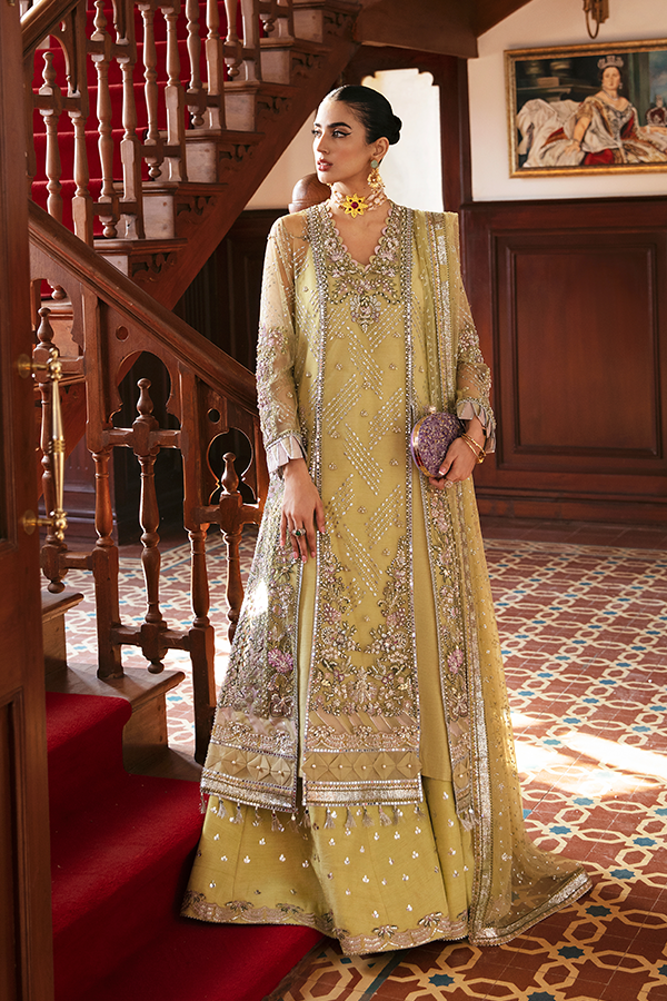 Soraya | Lumene Festive | OLIVINE - Saira Saqlain