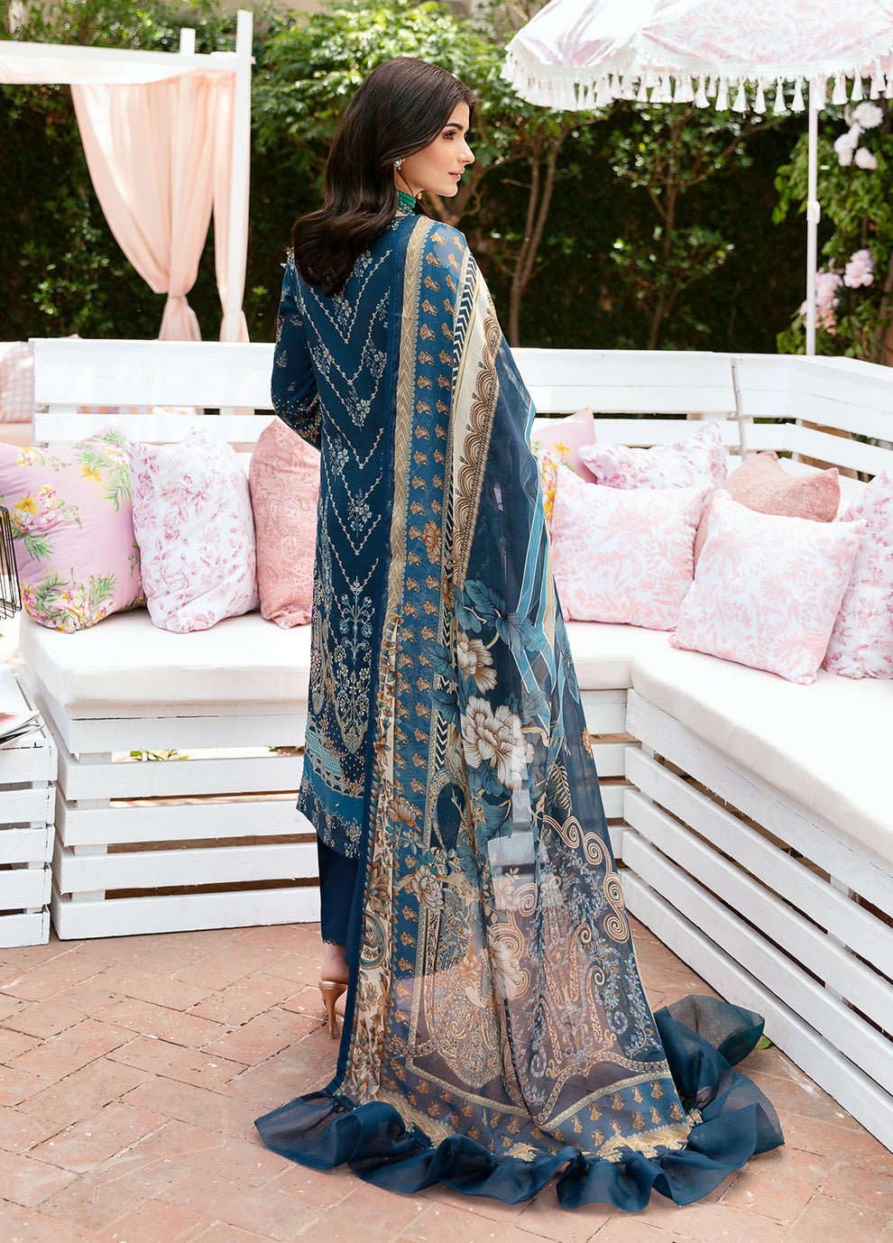Gulaal | Summer Glow Lawn 24 | SYLVIYA (GL-L-24V3-01) - Saira Saqlain