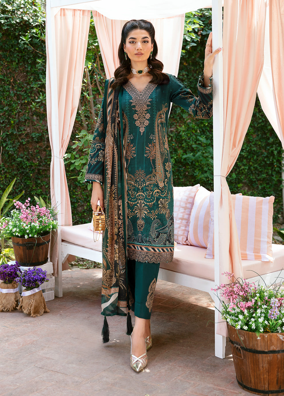 Gulaal | Summer Glow Lawn 24 | EMMELINE (GL-L-24V3-08) - Saira Saqlain