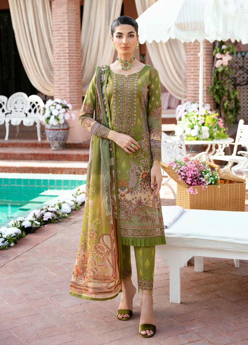 Gulaal | Summer Glow Lawn 24 | ALICIA (GL-L-24V3-04) - Saira Saqlain