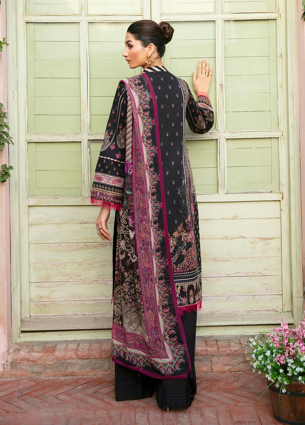 Gulaal | Summer Glow Lawn 24 | ANDREA (GL-L-24V3-06) - Saira Saqlain