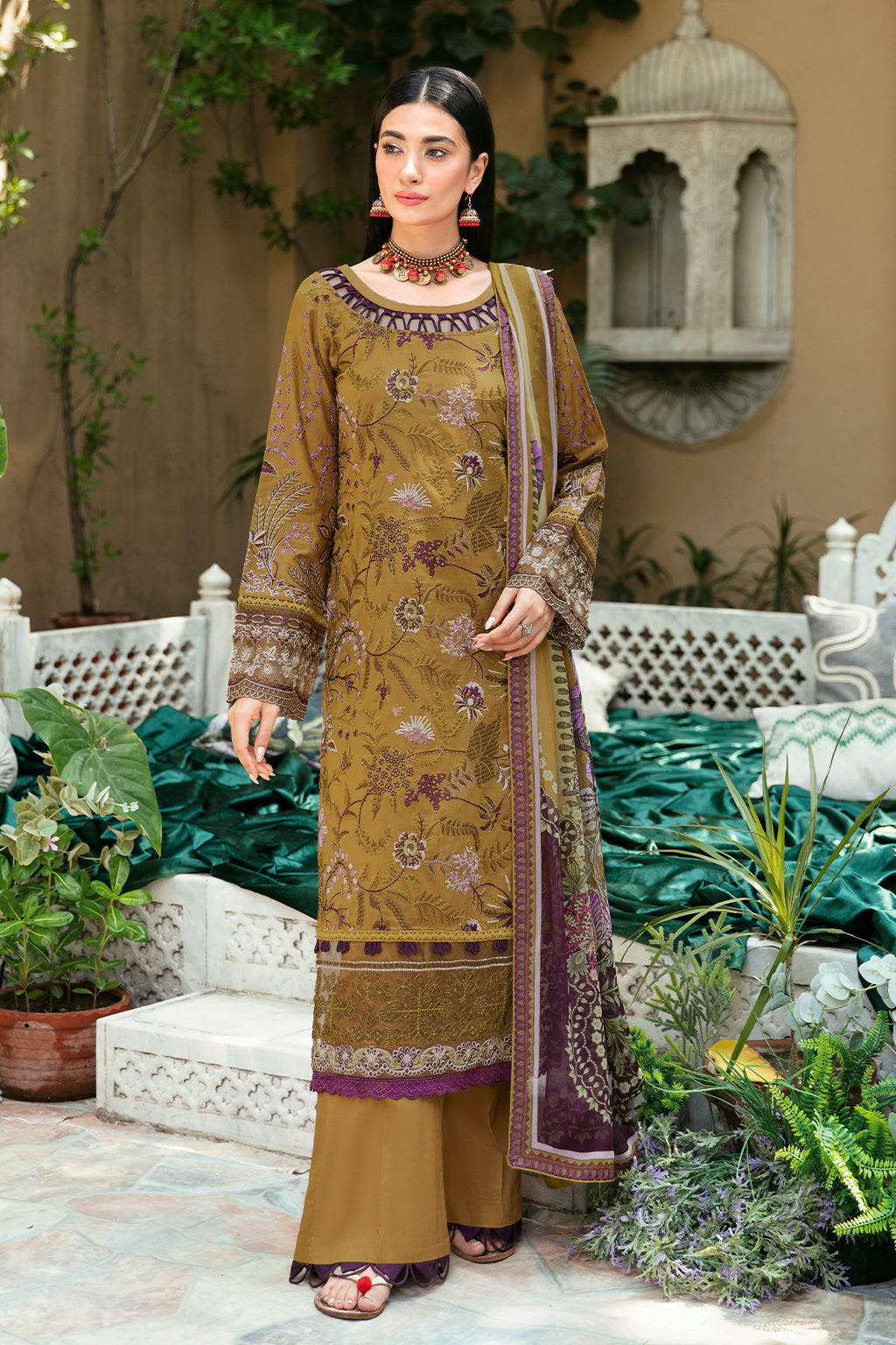 Ramsha | Luxury Lawn 24 | L-808 - Saira Saqlain