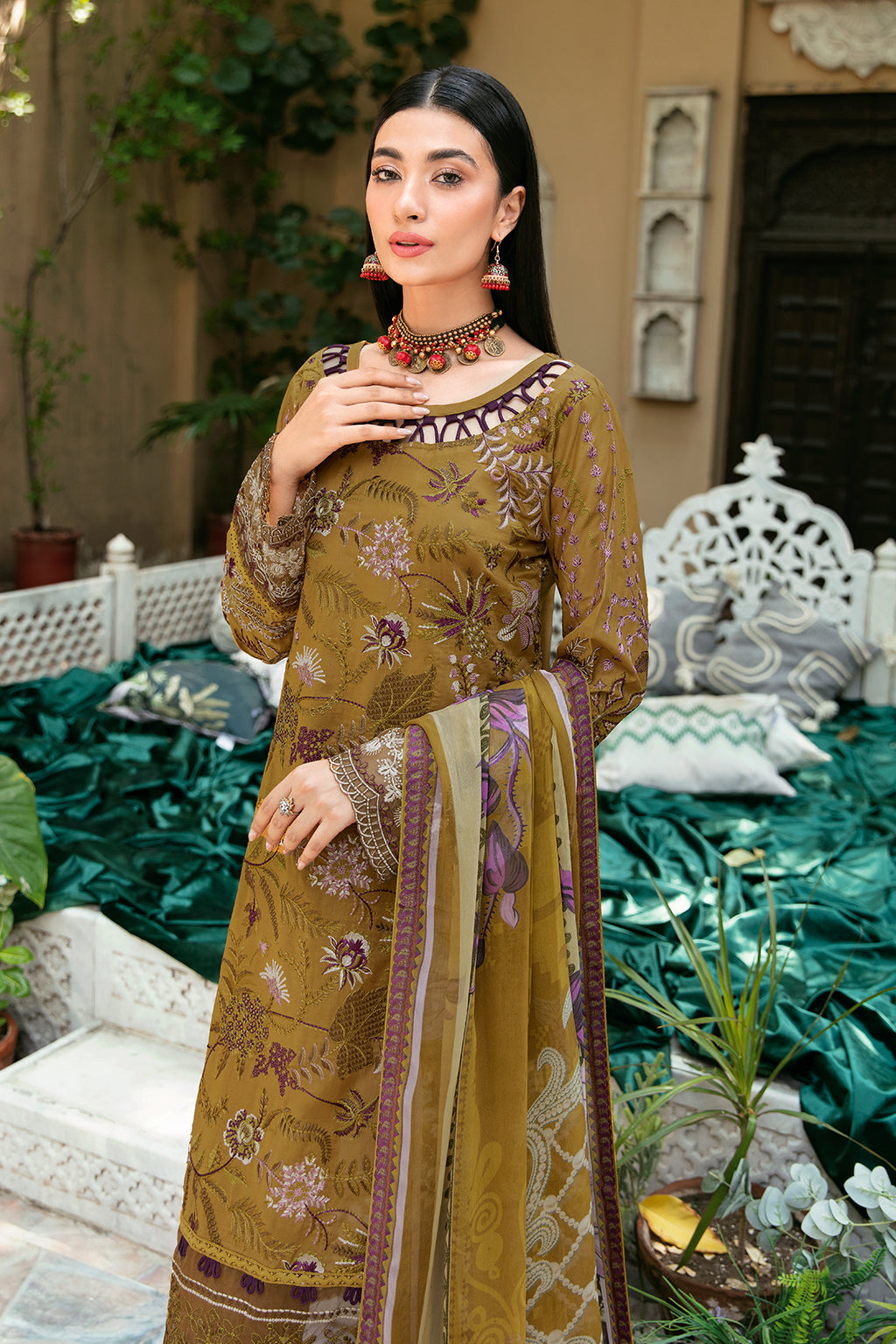 Ramsha | Luxury Lawn 24 | L-808 - Saira Saqlain