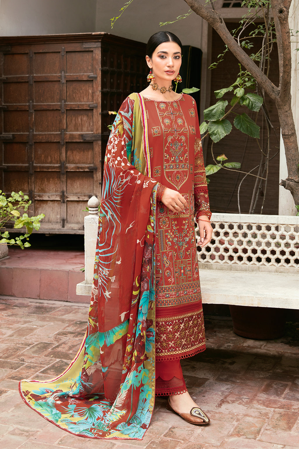 Ramsha | Luxury Lawn 24 | L-810 - Saira Saqlain