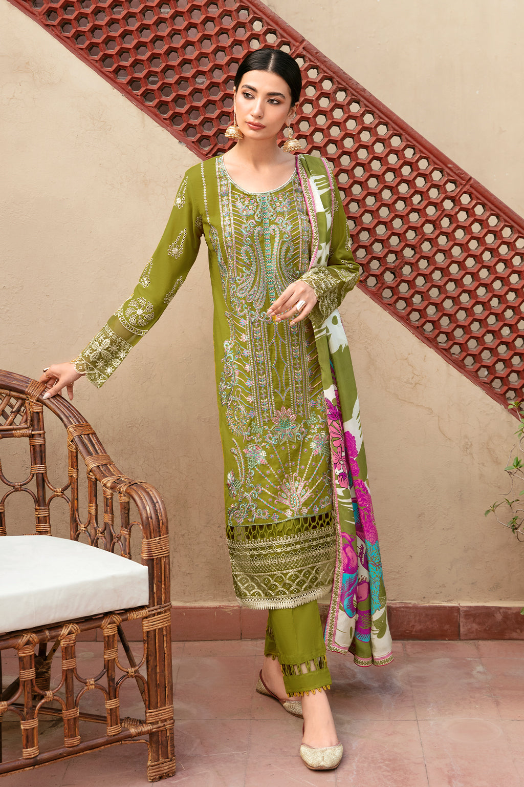 Ramsha | Luxury Lawn 24 | L-807 - Saira Saqlain