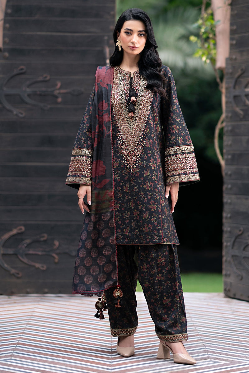 Jazmin | Winter Edition 24 | VISCOSE UW-0068 - Saira Saqlain
