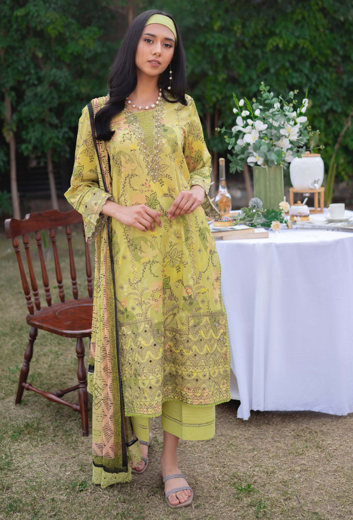 Humdum | Gardenia Lawn 24 | Printkari Lawn PLG 09 - Saira Saqlain