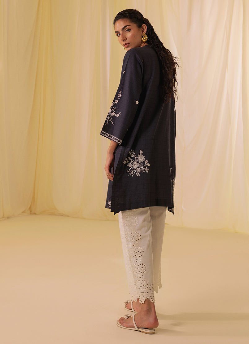 Image | Spring Basics 25 | IJSE-214055-12500 -   Ladies Clothes -  Saira Saqlain