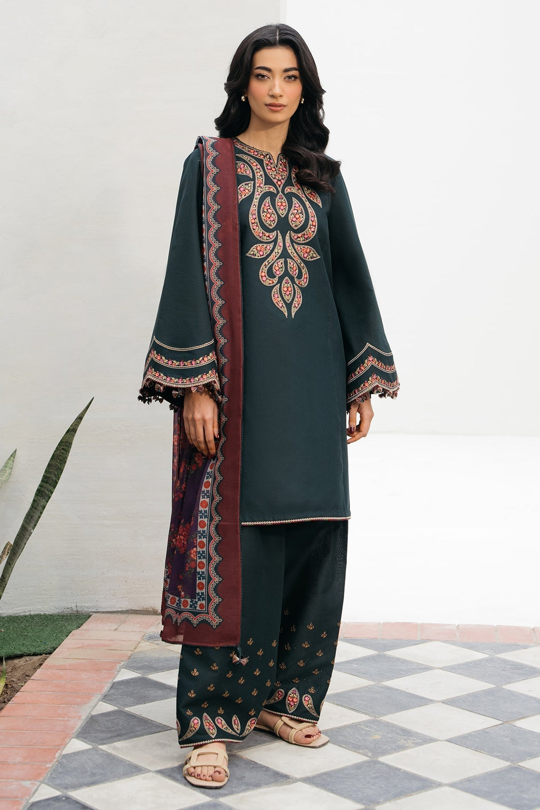 Jazmin | Summer Lawn 25 | USE-9181 -   Ladies Clothes -  Saira Saqlain