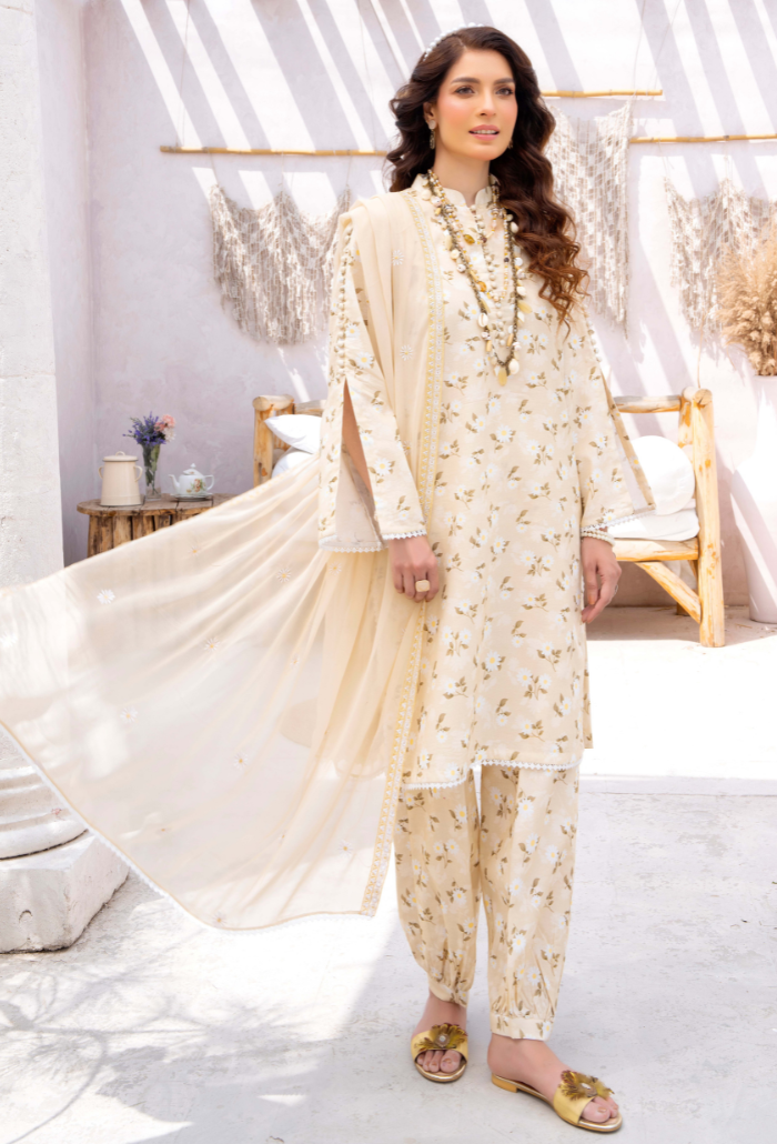 Humdum | Gardenia Lawn 24 | PLG 3 - D010 - Saira Saqlain