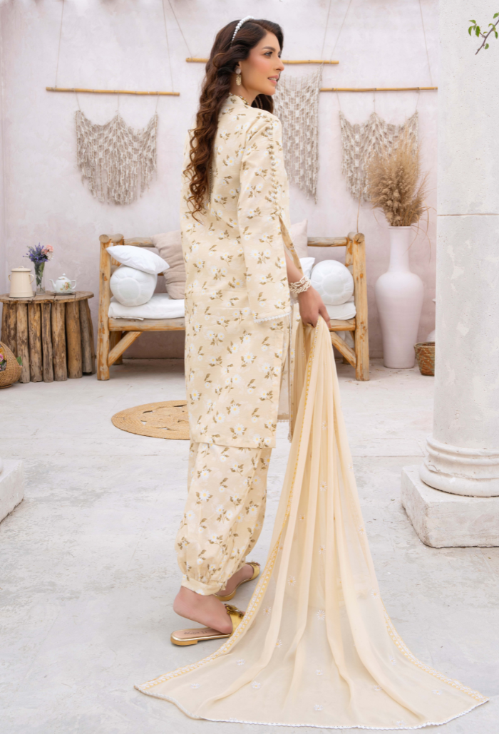 Humdum | Gardenia Lawn 24 | PLG 3 - D010 - Saira Saqlain