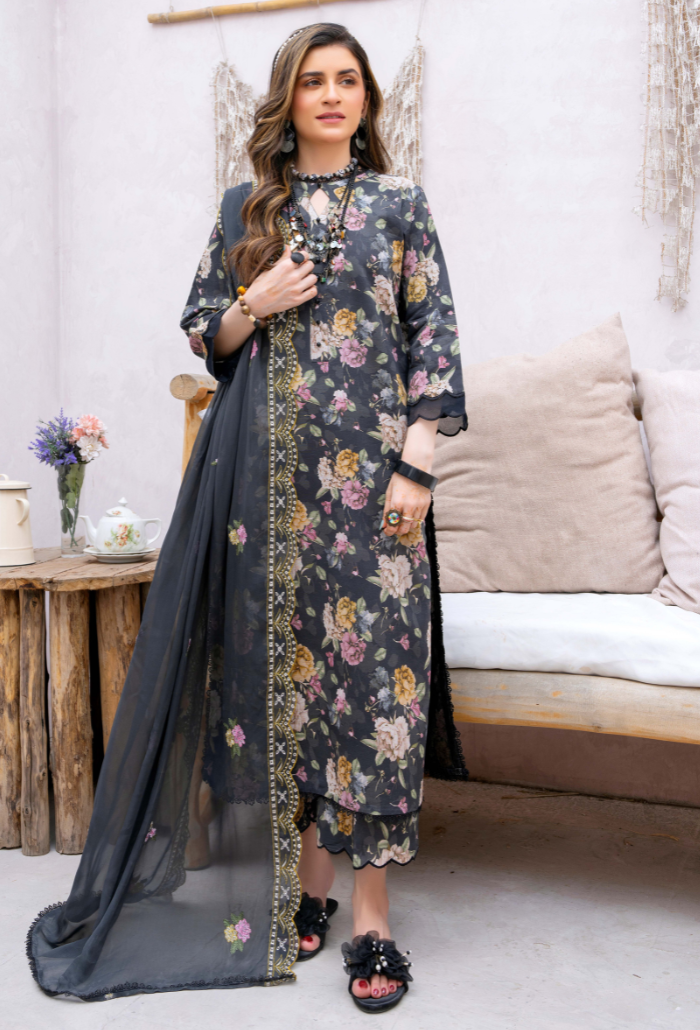 Humdum | Gardenia Lawn 24 | PLG 3 - D03 - Saira Saqlain