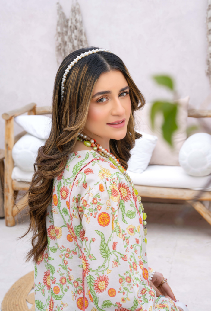 Humdum | Gardenia Lawn 24 | PLG 3 - D02 - Saira Saqlain