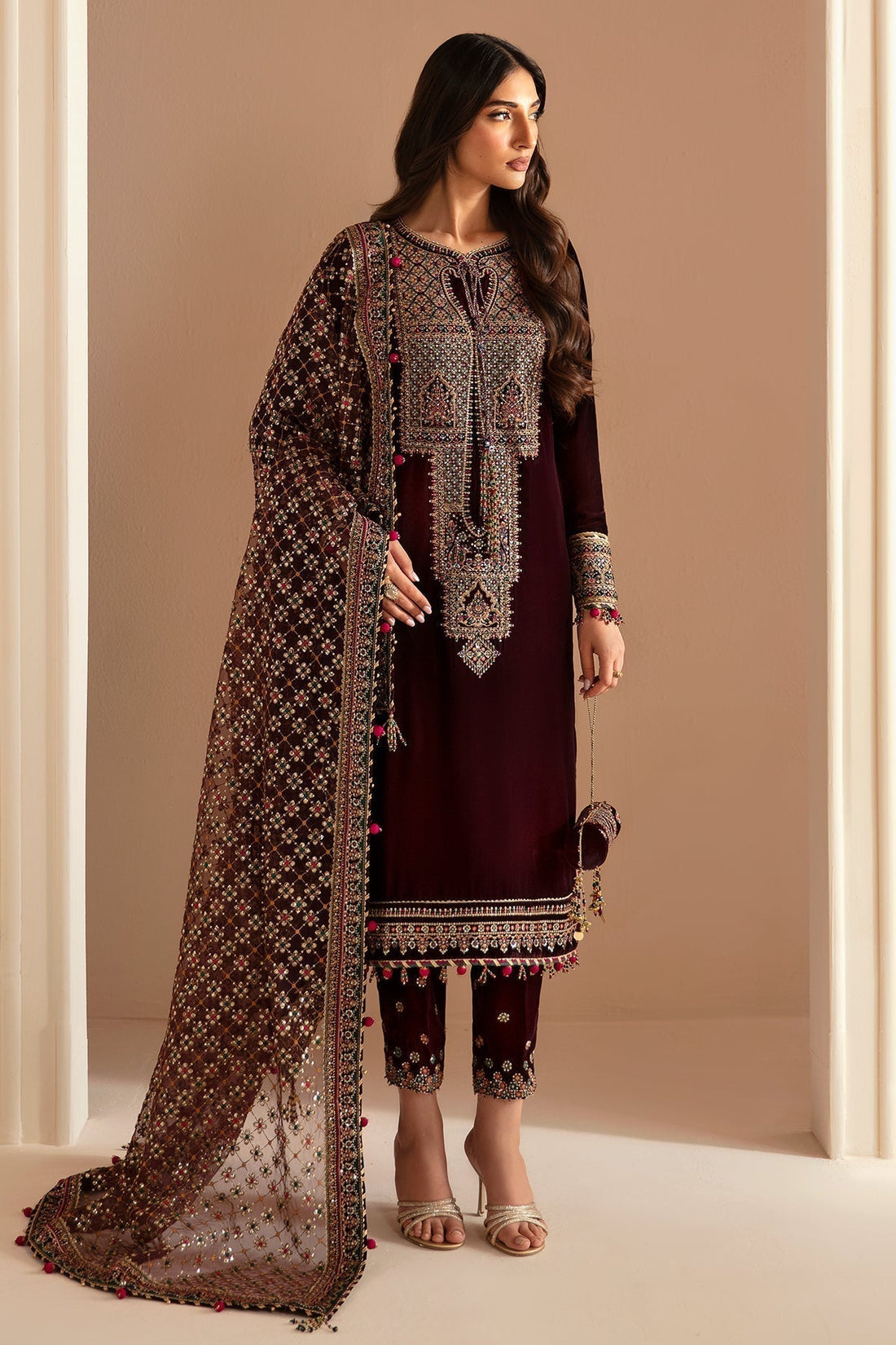 Jazmin | Velvet Edit 24 | Velvet Formal VF-2022 - Saira Saqlain
