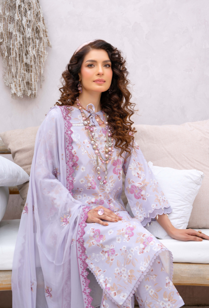 Humdum | Gardenia Lawn 24 | PLG 3 - D05 - Saira Saqlain