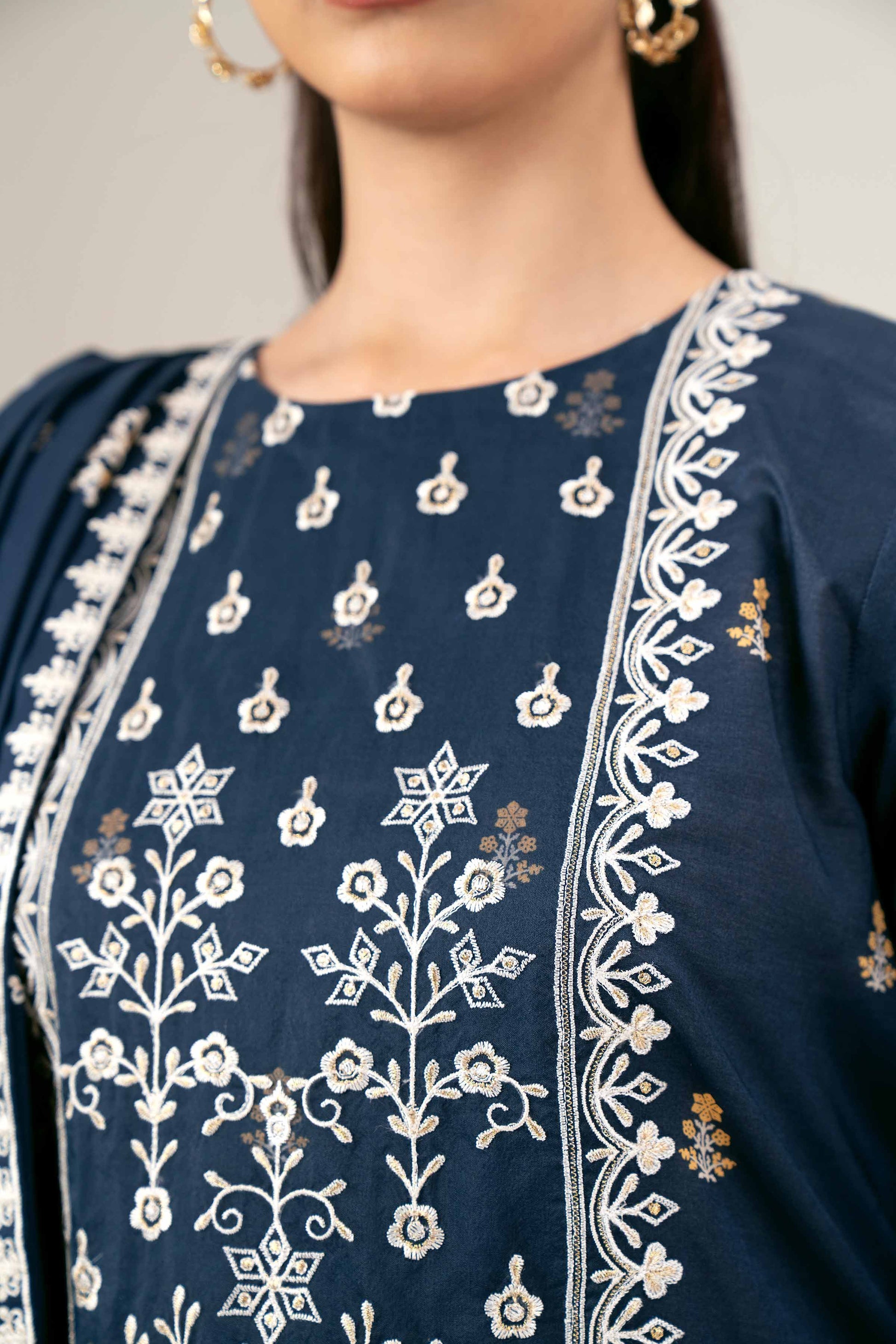 Nishat | Cross Season Edit | 42401989-1 - Saira Saqlain