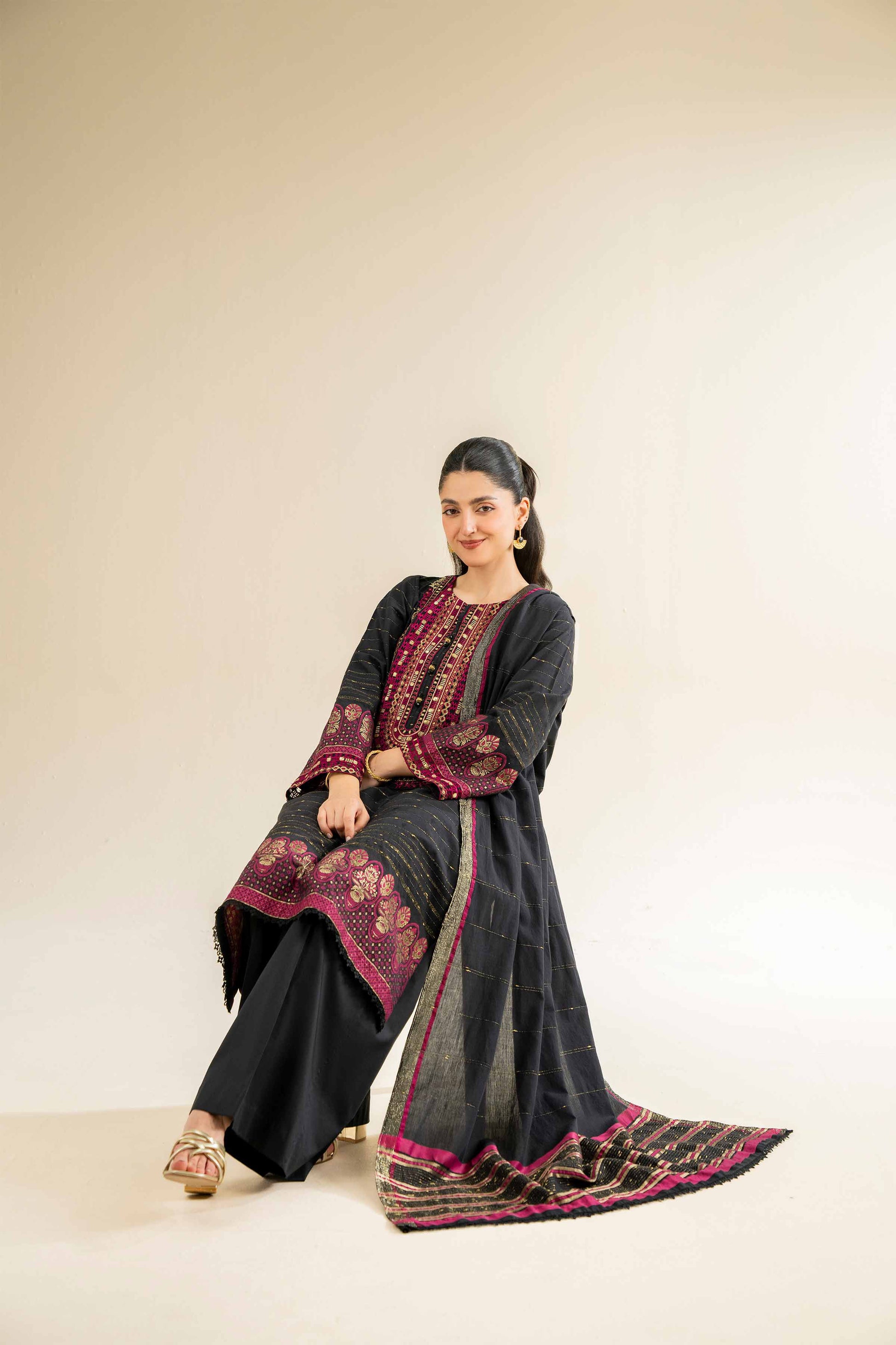 Nishat | Cross Season Edit | 42501041 - Saira Saqlain