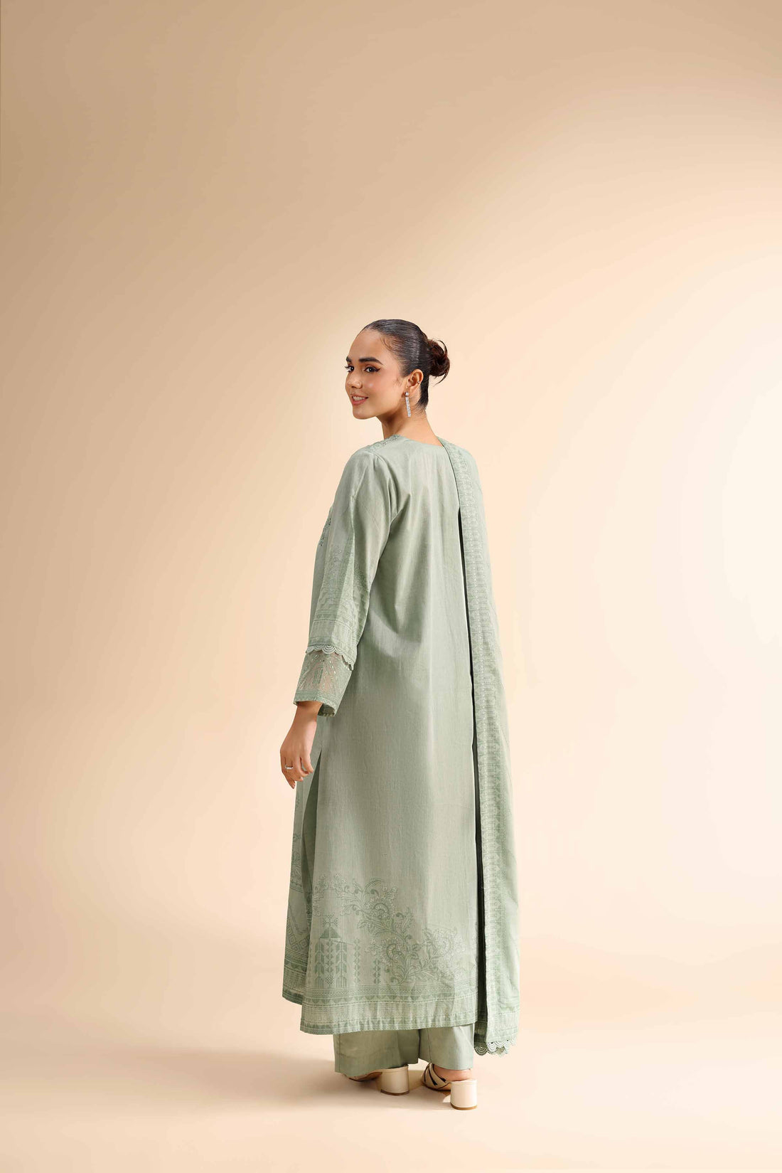 Nishat | Cross Season Edit | 42501046 - Saira Saqlain