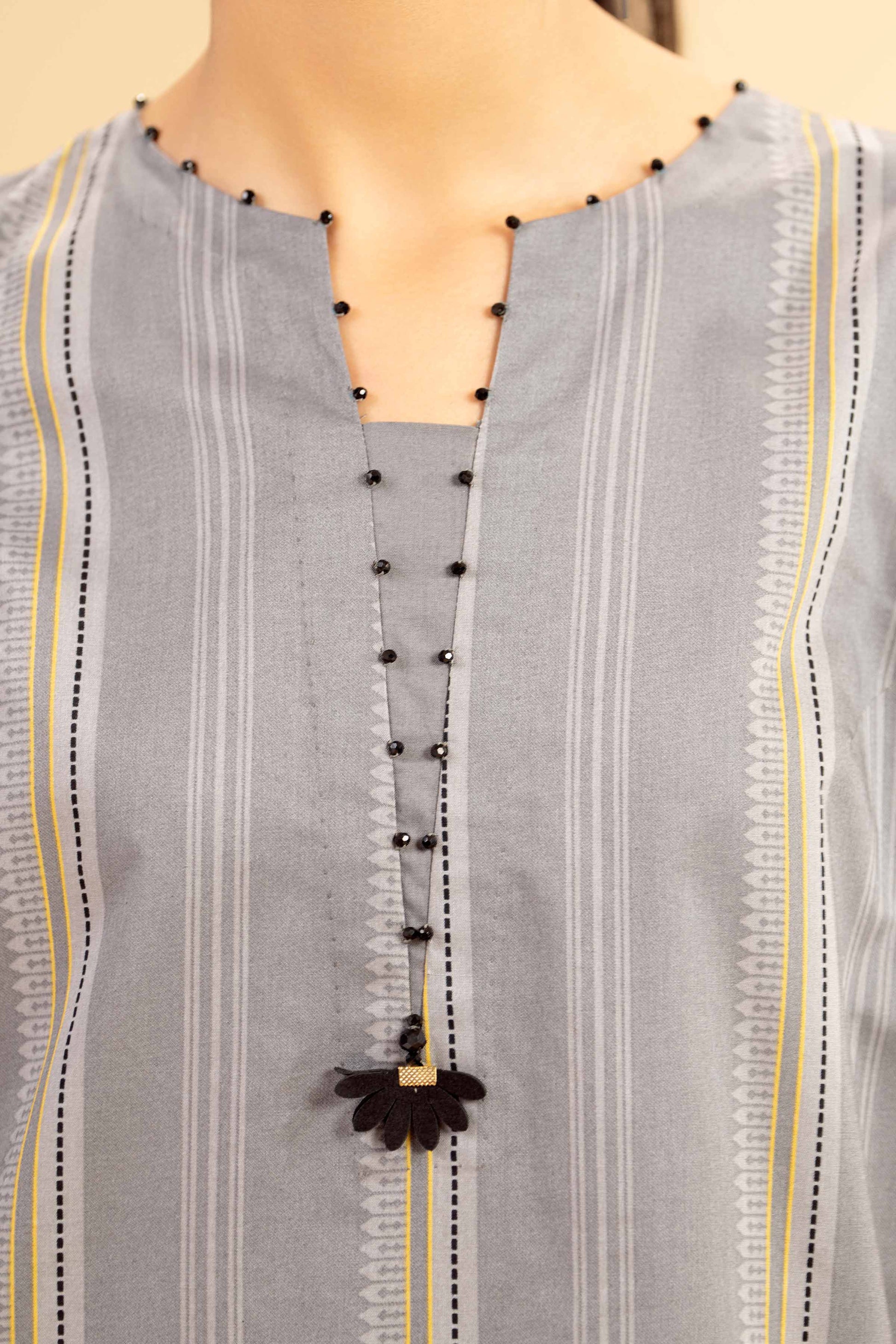 Nishat | Cross Season Edit | 42501075 - Saira Saqlain
