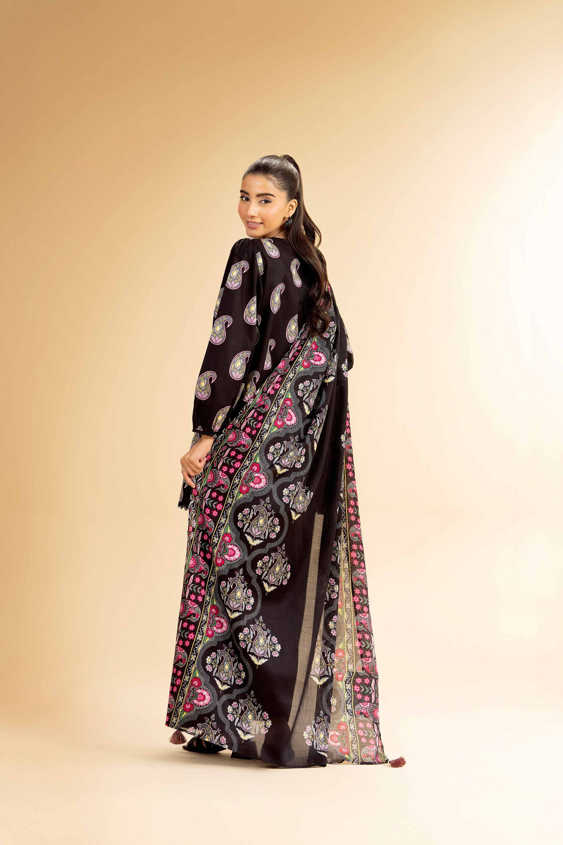 Nishat | Cross Season Edit | 42501077 - Saira Saqlain