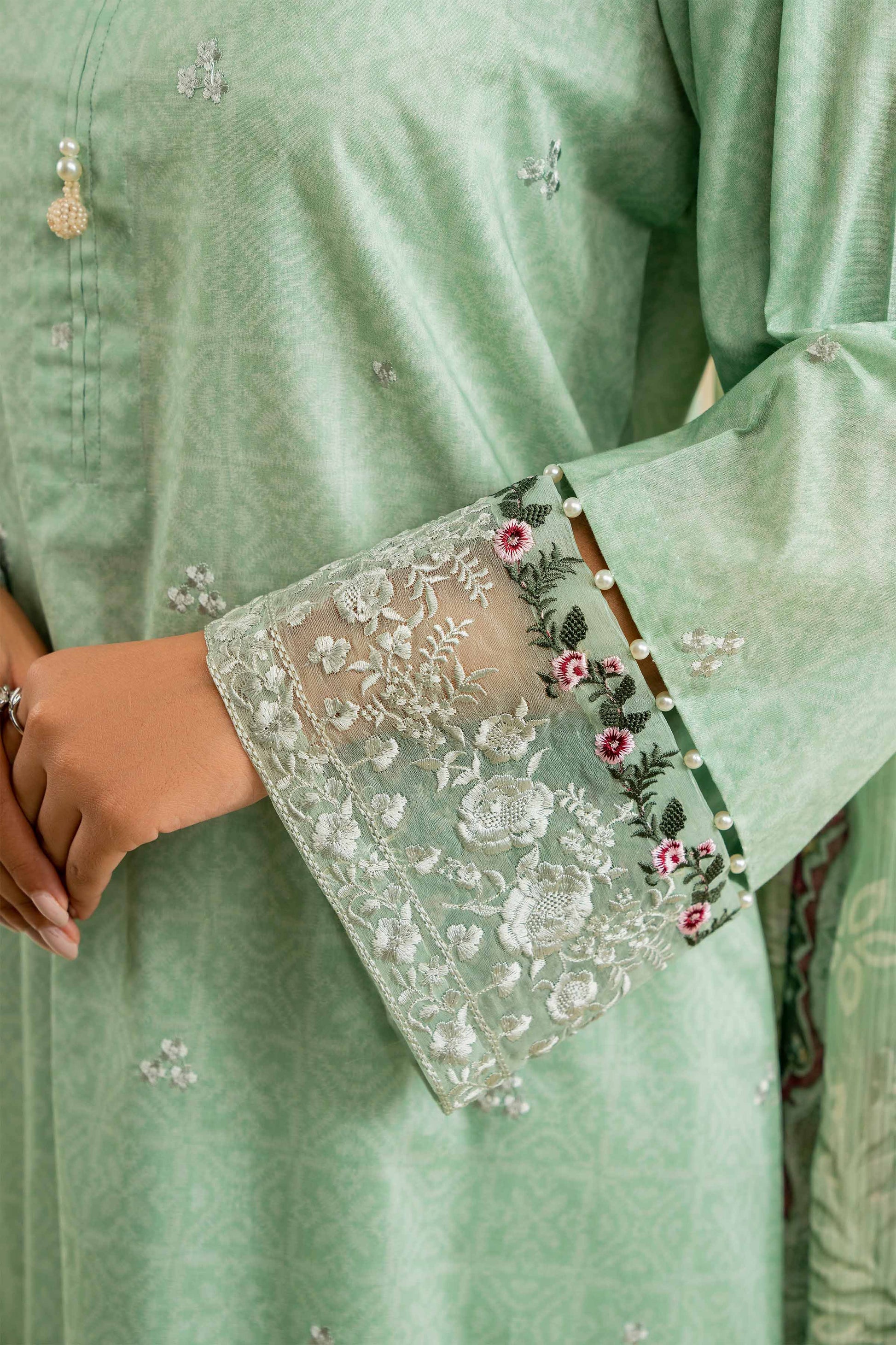 Nishat | Cross Season Edit | 42501089 - Saira Saqlain