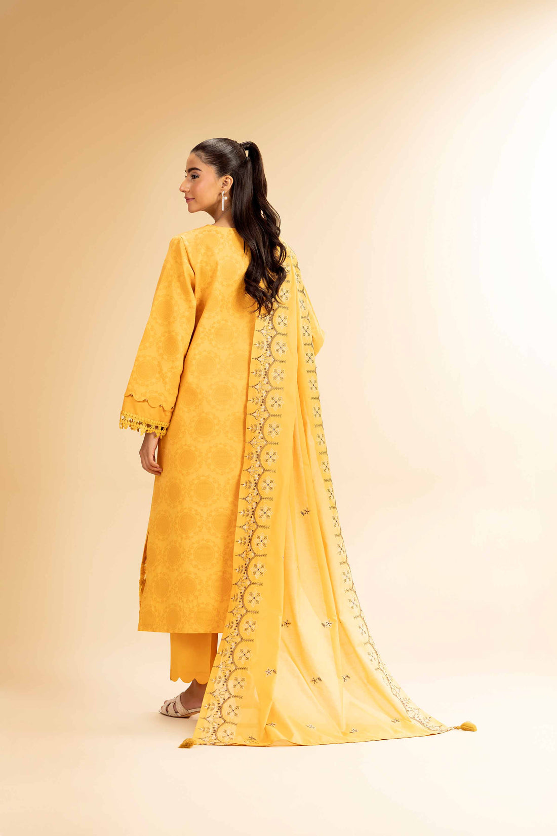 Nishat | Cross Season Edit | 42501100 - Saira Saqlain