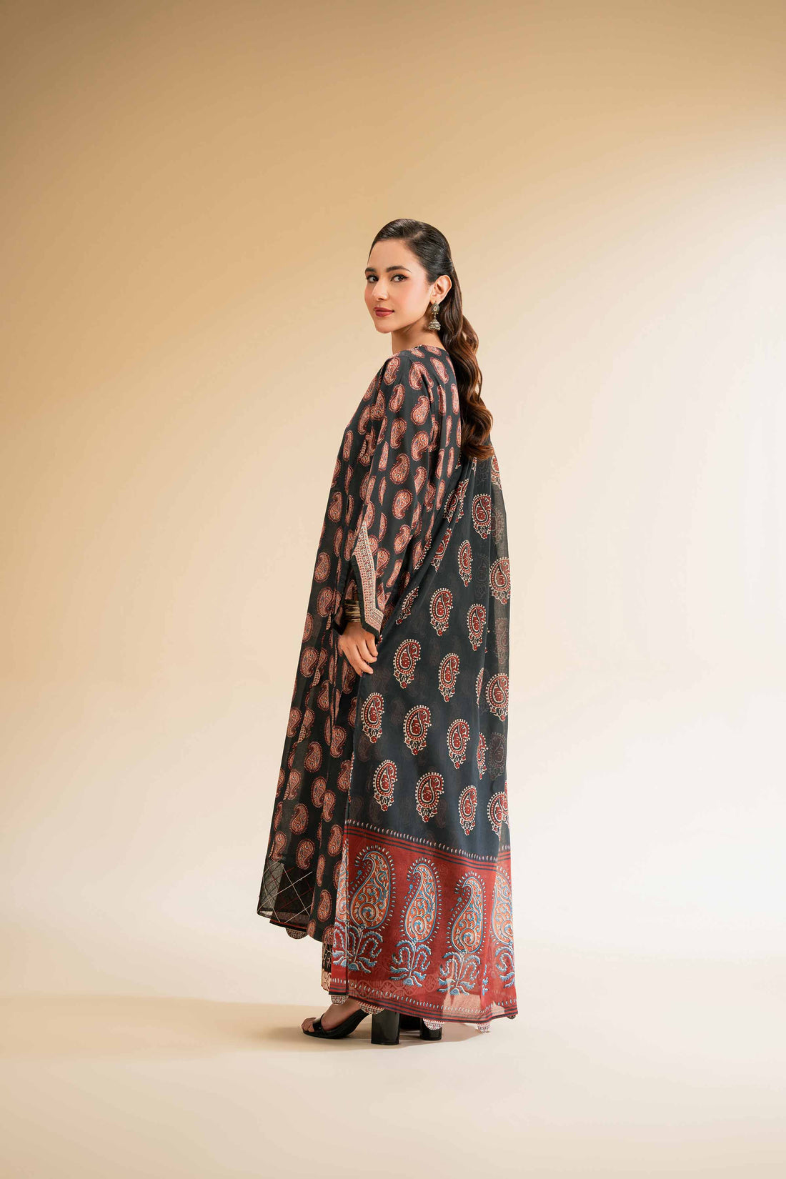 Nishat | Cross Season Edit | 42519175 - Saira Saqlain
