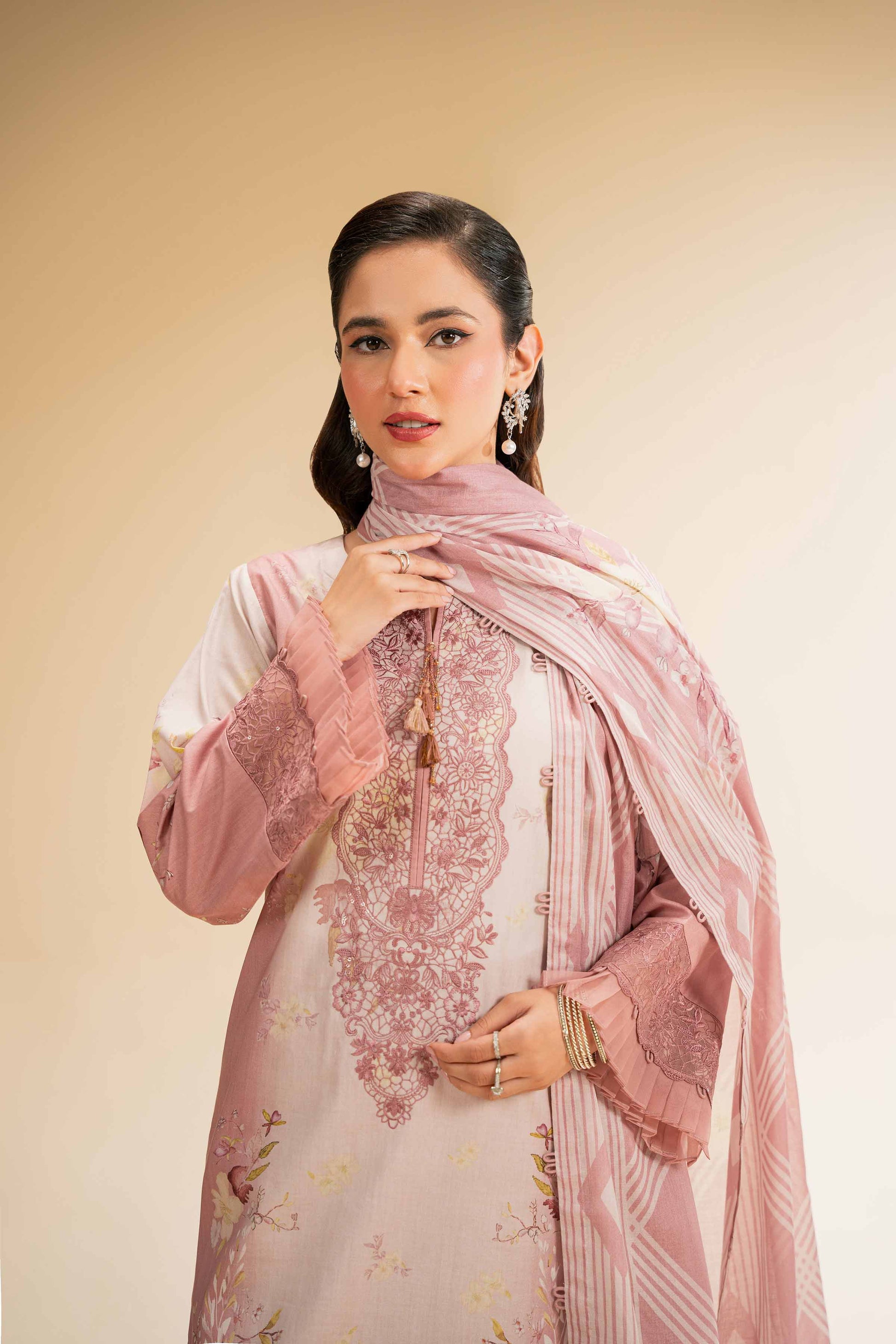 Nishat | Cross Season Edit | 42519176 - Saira Saqlain